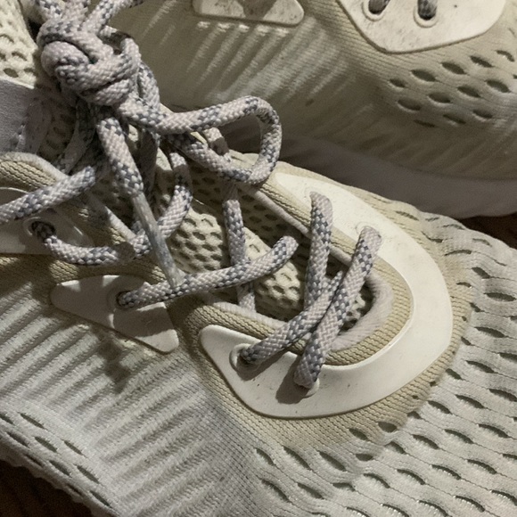 Alphabounce Adidas Cream - Picture 2 of 7